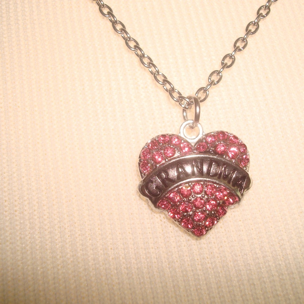 Beautiful!! Rhinestone Necklace Pink Heart - Picture 4 of 4